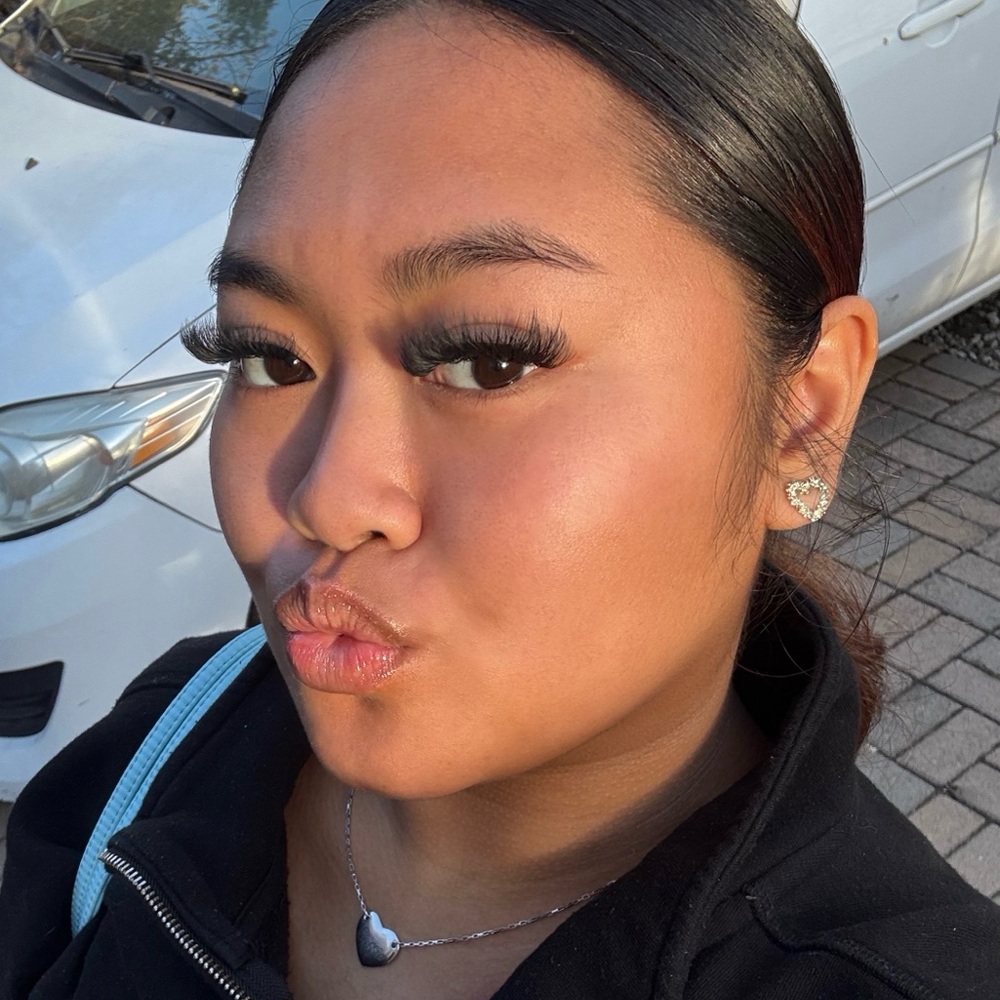 Meet your Posher, Cassie